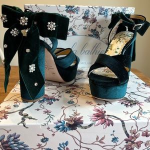 Nicola BathiexAntonio Melani Emerald Bow Pumps US6